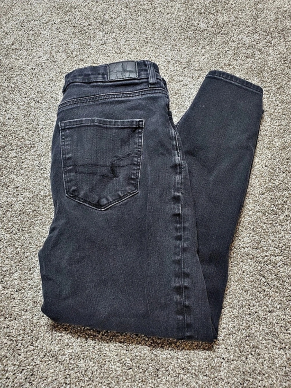 American Eagle Women's Skinny Jeans in Black Button Fly